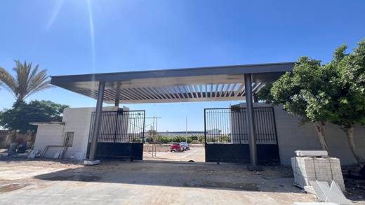 Canopy and gate, side view